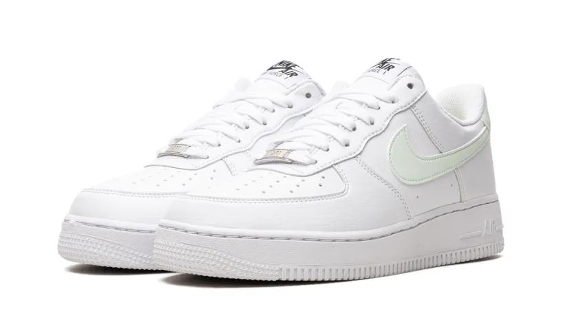 Nike Lifestyle AIR FORCE 1 '07 NEXT NATURE WMNS 'Barely Green'