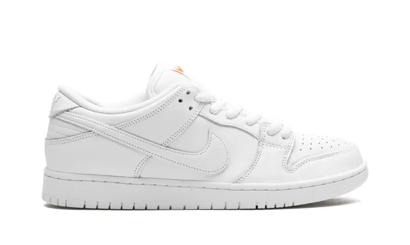 SB Dunk Low Pro 'Triple White' 