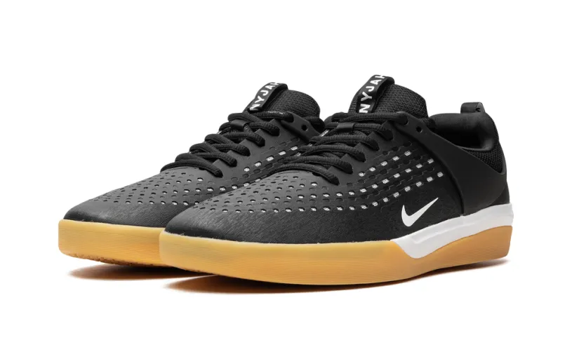 Nike SB Zoom Nyjah 3 SB 'Black White-Gum' 