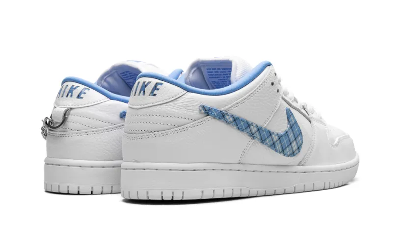 SB Dunk Low 'Nicole Hause' 