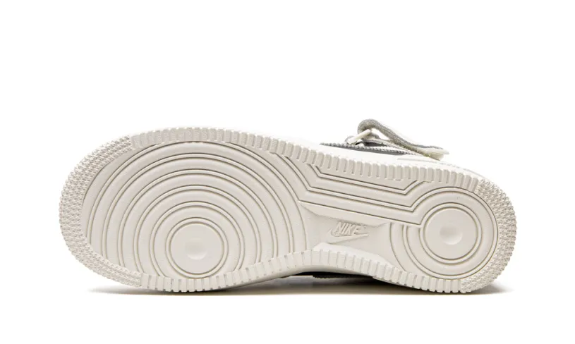 Nike Lifestyle AIR FORCE 1 '07 MID MNS WMNS 'Black Sial' 