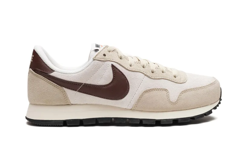 Nike Basketball Air Pegasus 83