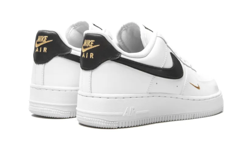 Nike Lifestyle AIR FORCE 1 LO ESSENTIAL MNS WMNS 'White   Black   Gold' 