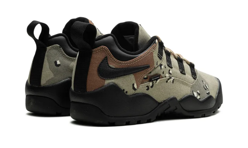 Nike SB SB Darwin Low 'Supreme - Khaki' 