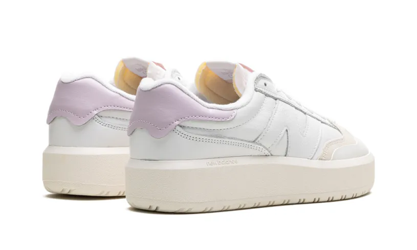 More New Balance 302 WMNS 'White Matte Pink' 