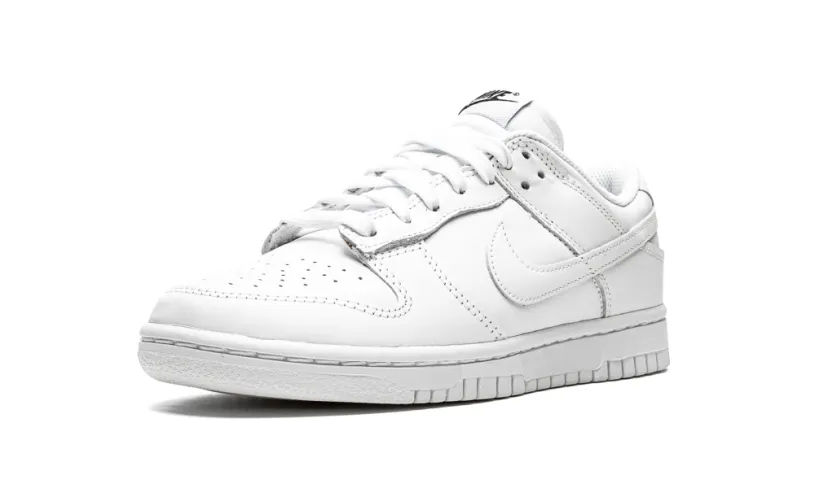 Nike Dunk DUNK LOW WMNS 'Triple White' 