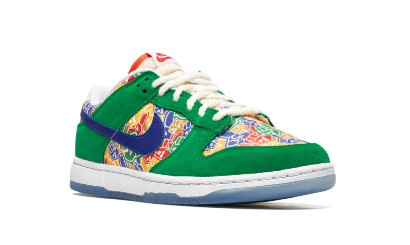 Nike Dunk Dunk Low 'Foam Finger'