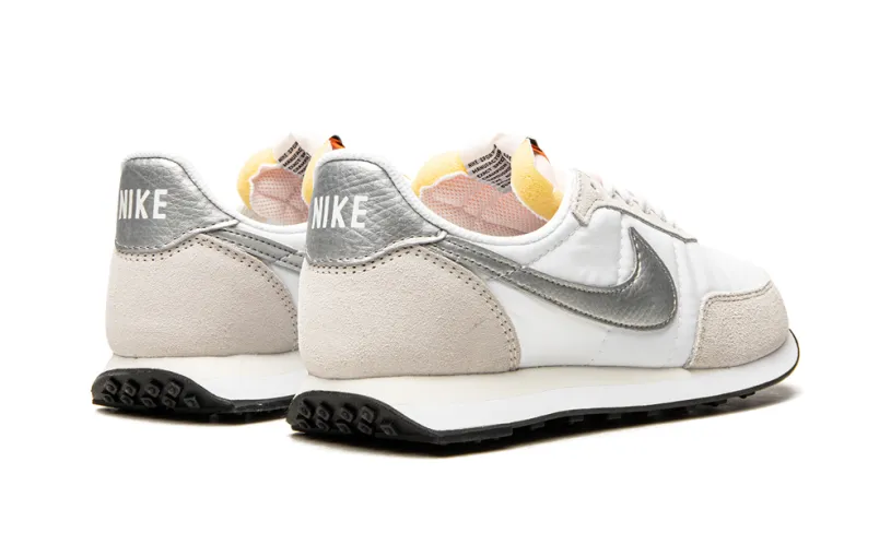 Nike Lifestyle WAFFLE TRAINER 2 WMNS 'White   Metallic Silver' 