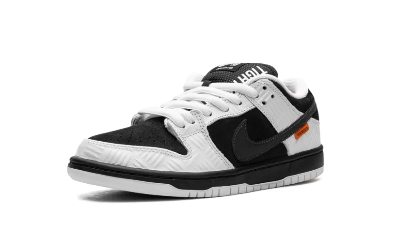Nike SB SB Dunk Low 'TIGHTBOOTH' 