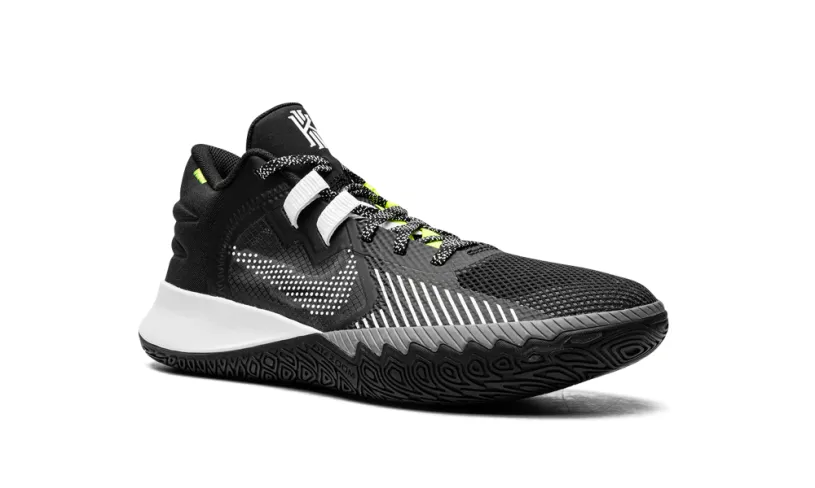 Nike Basketball Kyrie Flytrap V 
