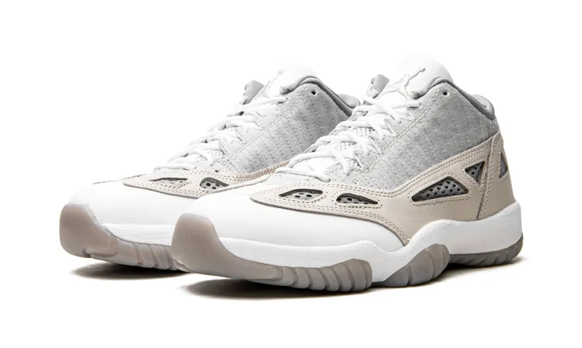 Air Jordan 11 Air Jordan 11 Retro Low IE ''Light Orewood Brown''