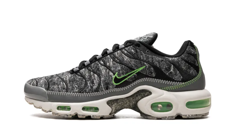 Nike Air Max Air Max Plus 'Essential Crater Green' 
