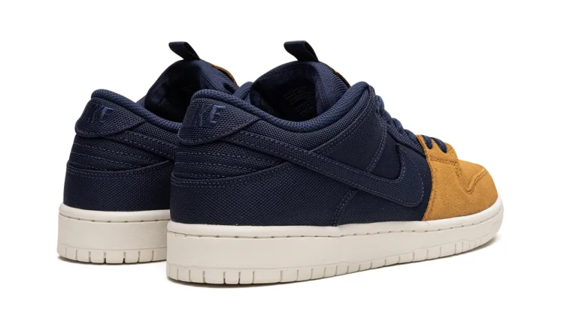Nike SB SB Dunk Low 'Midnight Navy Desert Ochre'