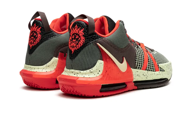 Nike Basketball LeBron Witness VII 'Alligator'