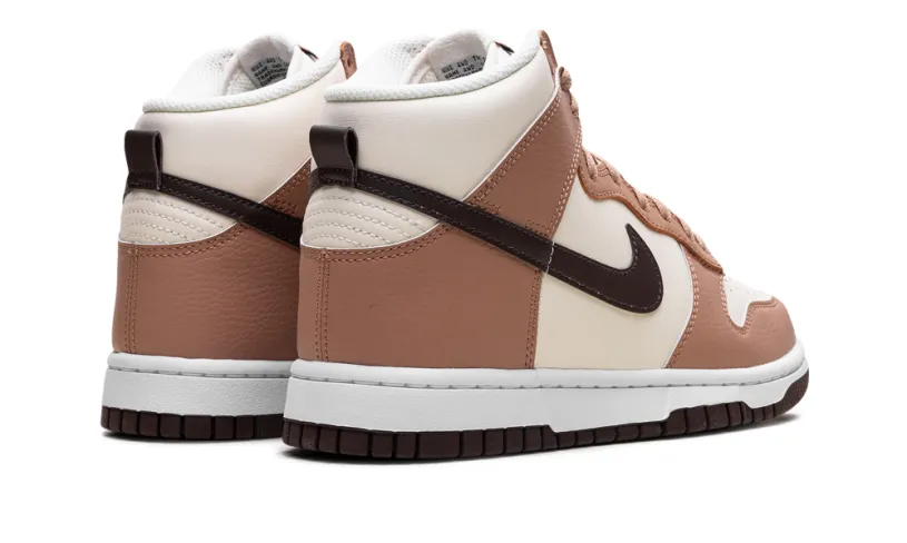 Nike Dunk DUNK HIGH WMNS 'Dusted Clay' 