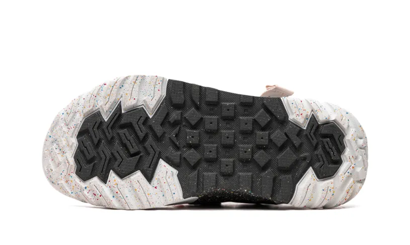 Nike Basketball Oneonta 'Be True' 