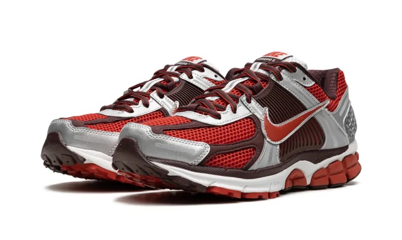 Nike Lifestyle ZOOM VOMERO 5 WMNS 'Team Red'