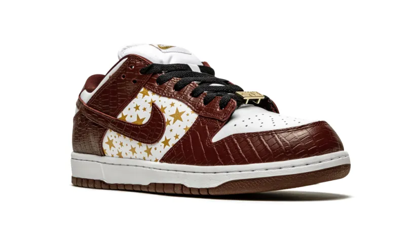 Nike Dunk SB Dunk Low 'Supreme - Stars - Barkroot Brown' 