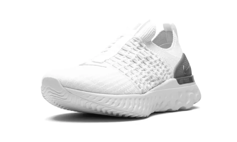 Nike Lifestyle REACT PHANTOM RUN FK 2 WMNS 
