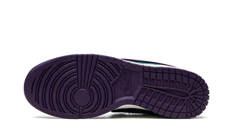 Nike Dunk Dunk Low 'Chenille Swoosh - Grand Purple' 