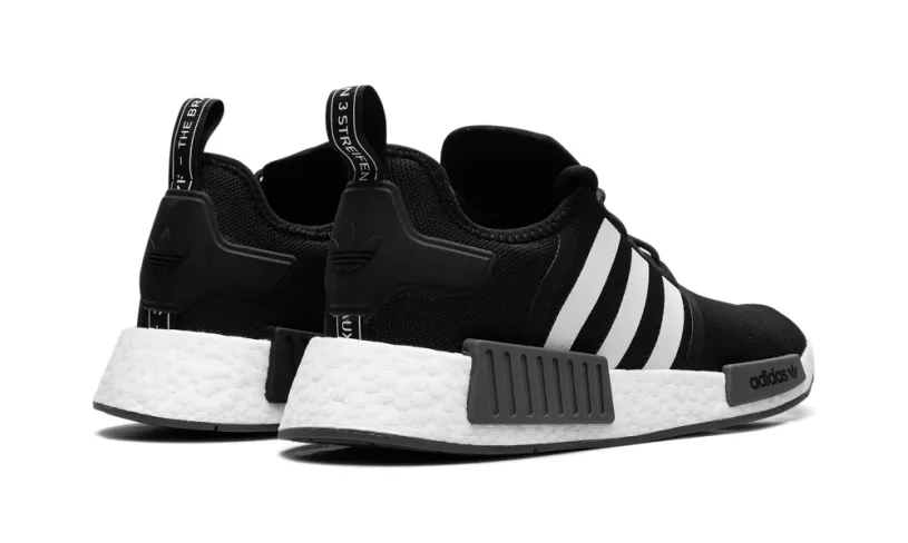 Adidas NMD NMD R1 Primeblue 'Black White' 
