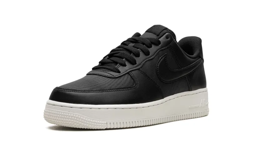 Nike Lifestyle Air Force 1 Low 'Black - Nylon'