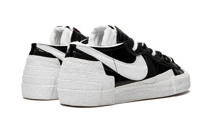 Nike Lifestyle Blazer Low 'Sacai - Black Patent Leather' 