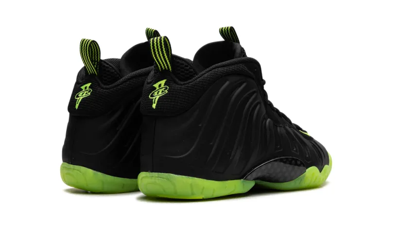 Nike Basketball Little Posite One GS 'Black Volt' 