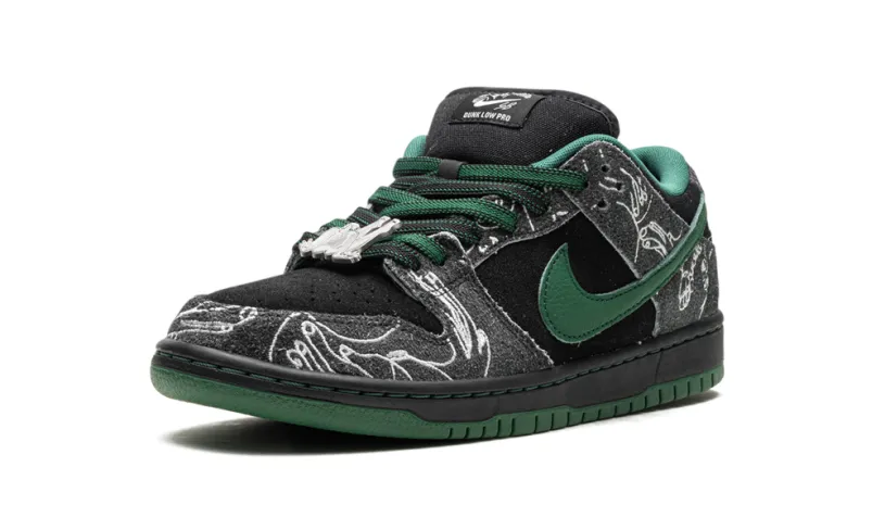 SB Dunk Low 'There Skateboards' 