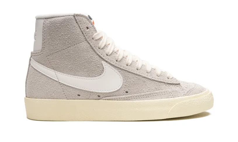 Nike Lifestyle BLAZER MID 77 VINTAGE MNS WMNS 'Light Bone Alabaster'