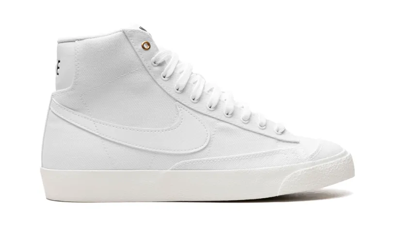 Nike Lifestyle Blazer Mid WMNS 'White' 