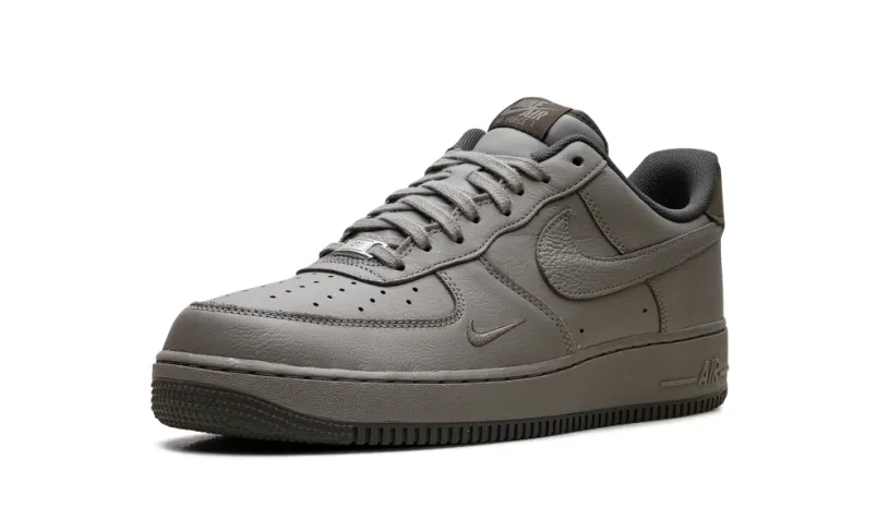 Nike Lifestyle Air Force 1 Low '07 LV8 'Light Army Cargo Khaki' 