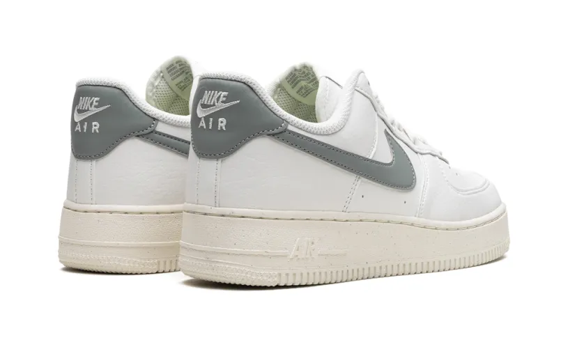 Nike Lifestyle AIR FORCE 1 '07 NEXT NATURE MNS WMNS 'Mica Green' 