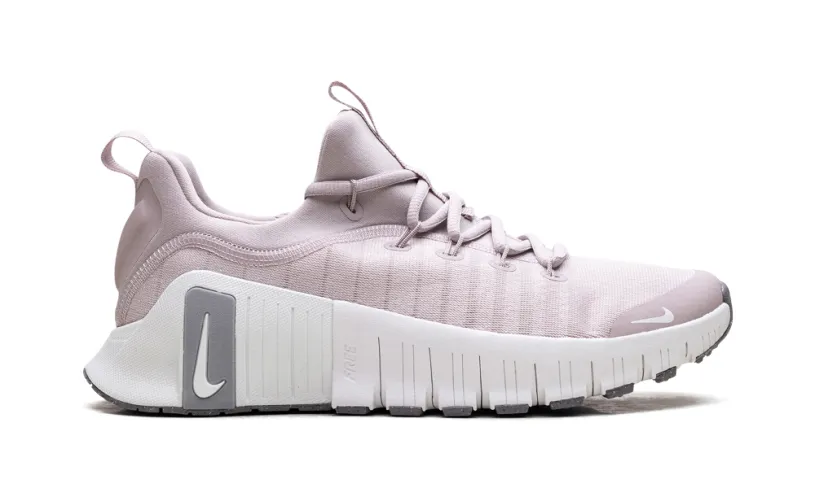 Nike Lifestyle Free Metcon 6 WMNS 'Platinum Violet' 