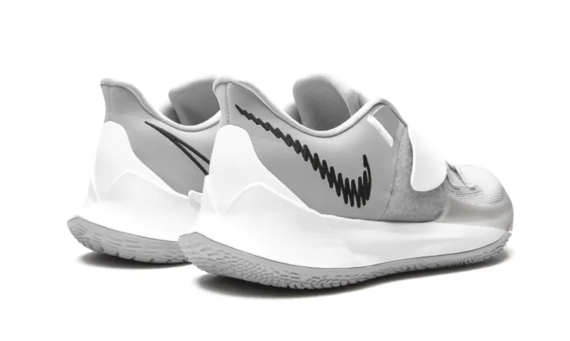 Nike Basketball Kyrie Low 3 Team 'Eclipse' 