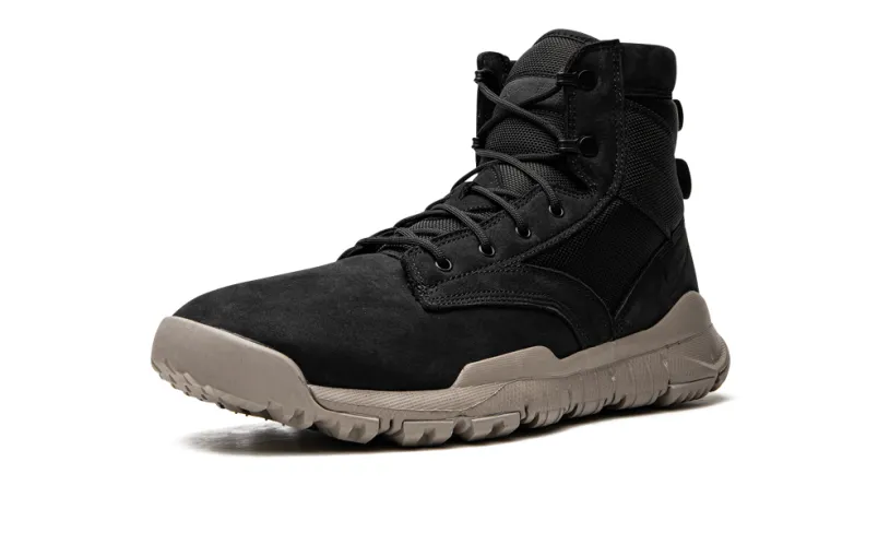 Nike Lifestyle SFB 6 Inch NSW Leather 