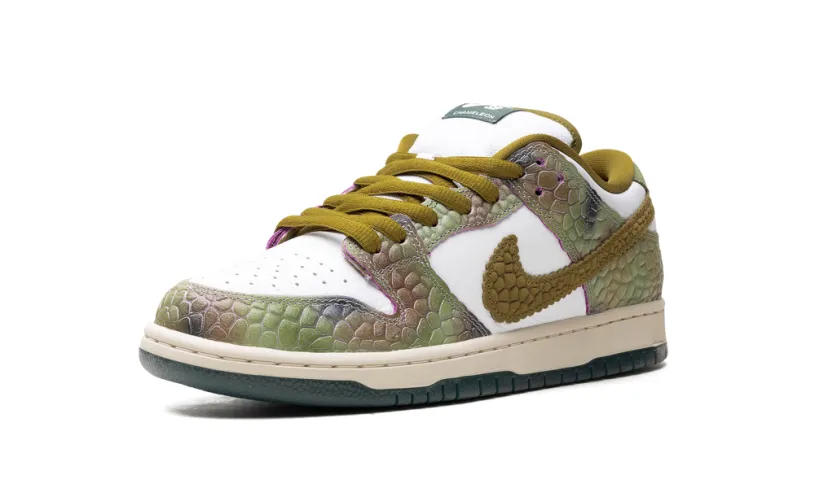 Nike SB SB Dunk Low 'Alexis Sablone - Chameleon' 