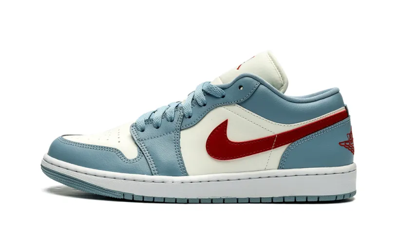 Air Jordan 1 Air Jordan 1 Low WMNS 'Blue Whisper' 