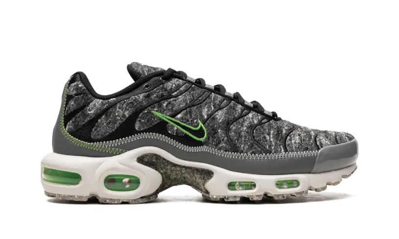 Nike Air Max Air Max Plus 'Essential Crater Green' 