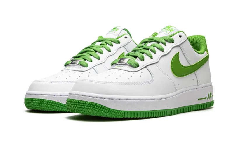 Nike Lifestyle Air Force 1 '07 'Chlorophyll'