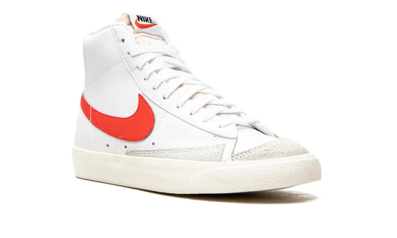 Nike Lifestyle BLAZER MID '77 VNTG WMNS 'Habanero Red' 