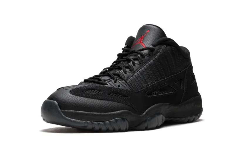 Air Jordan 11 Air Jordan 11 Retro Low 'Referee' 