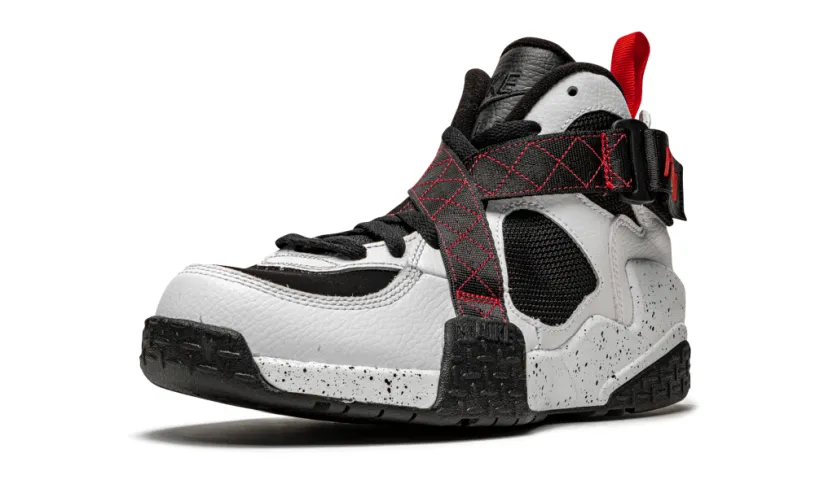 Nike Basketball Air Raid 'White   Black   Red' 