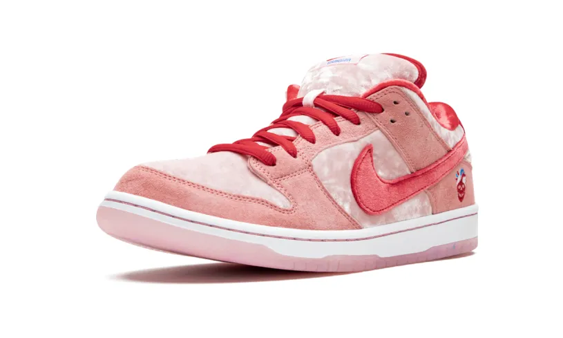 Nike Dunk SB Dunk Low Pro 'StrangeLove' 