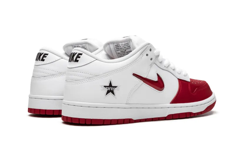 Nike Dunk SB Dunk Low 'Supreme - Jewel Swoosh Red White' 