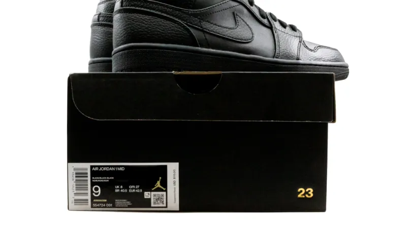 Air Jordan 1 Air Jordan 1 Mid 'Triple Black' 