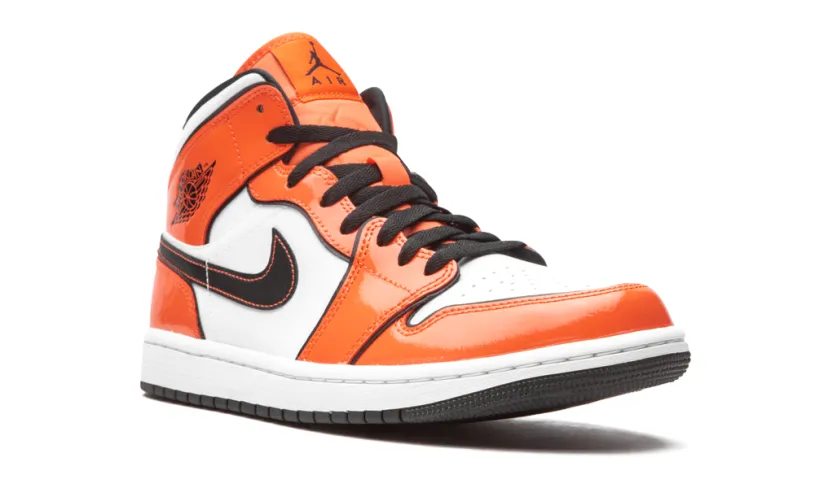 Air Jordan 1 Air Jordan 1 Mid SE 'Turf Orange' 