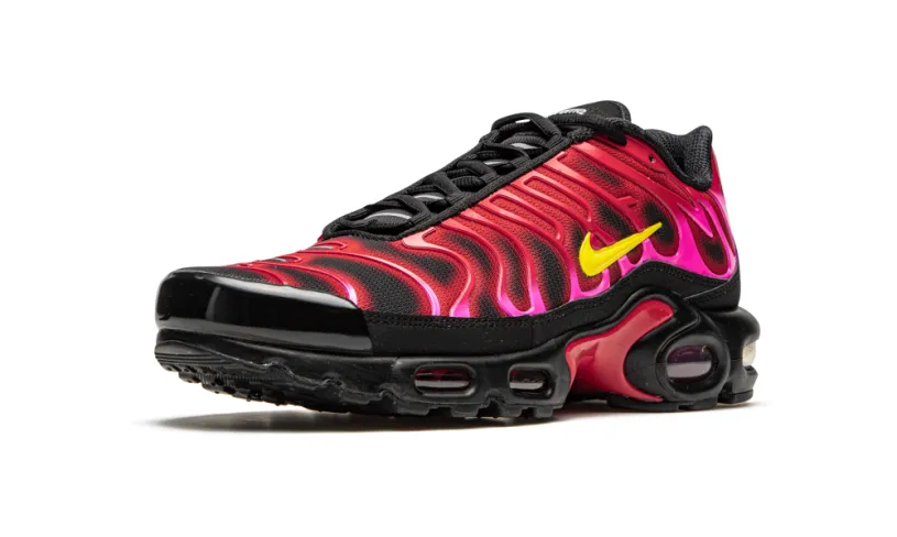 Nike Air Max Air Max Plus TN 'Supreme - Black   Red' 
