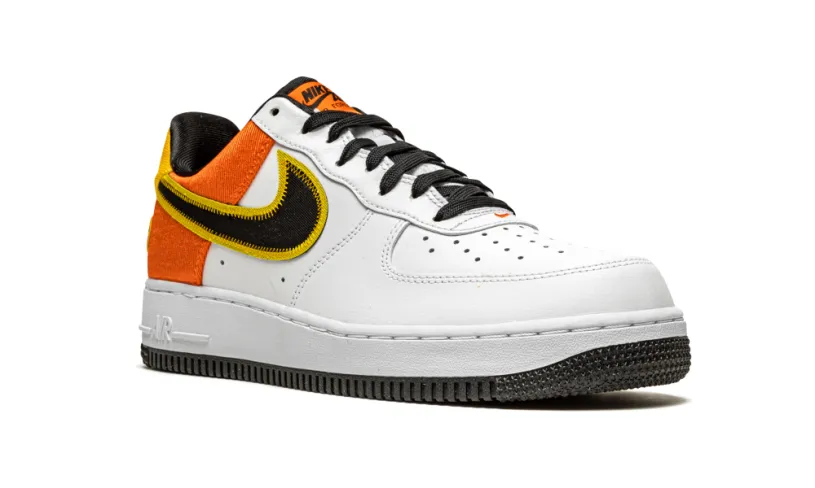 Nike Lifestyle Air Force 1 Low 'Rayguns' 