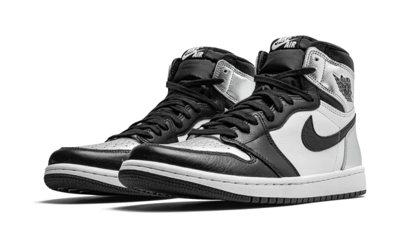 Air Jordan 1 AIR JORDAN 1 RETRO HIGH OG WMNS 'Silver Toe'